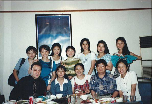欧阳默博士：中国互联网崛起的见证者与加密领域的“十角兽猎人” 